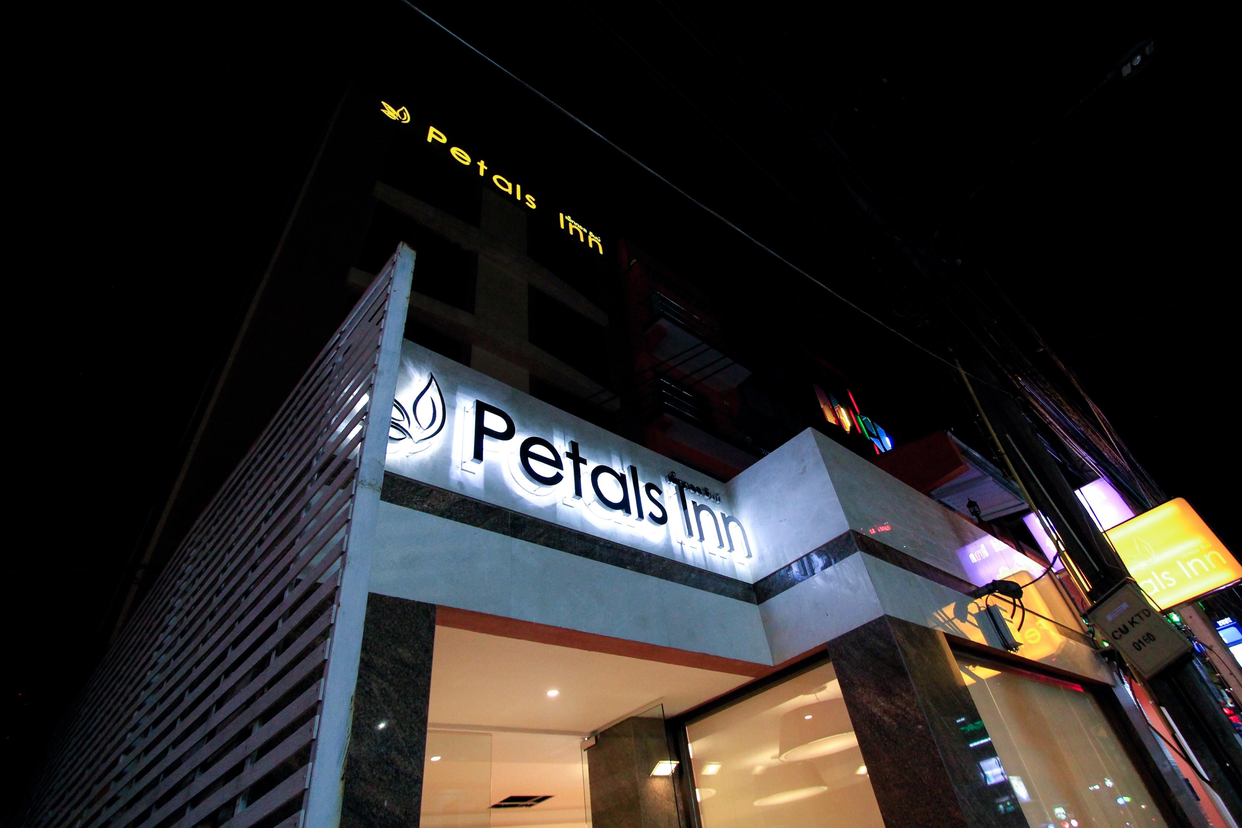 Petals Inn Bangkok Kültér fotó