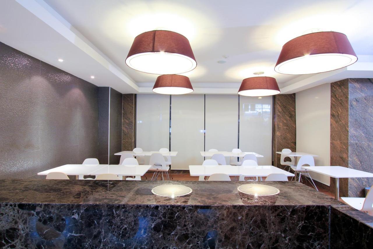 Petals Inn Bangkok Kültér fotó